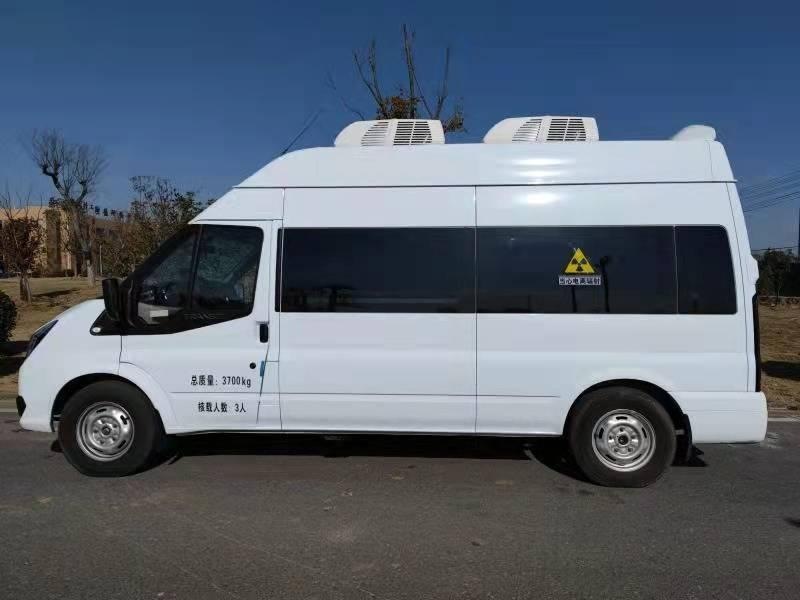 Ford DR Examination Van — Portfolio photograph
