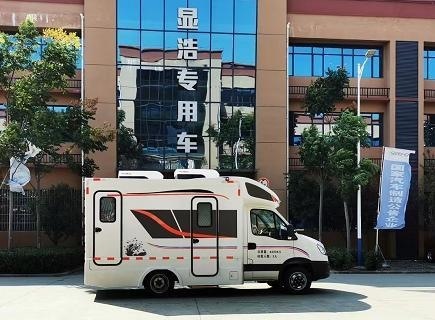 IVECO DR Examination Vehicle — Portfolio photograph