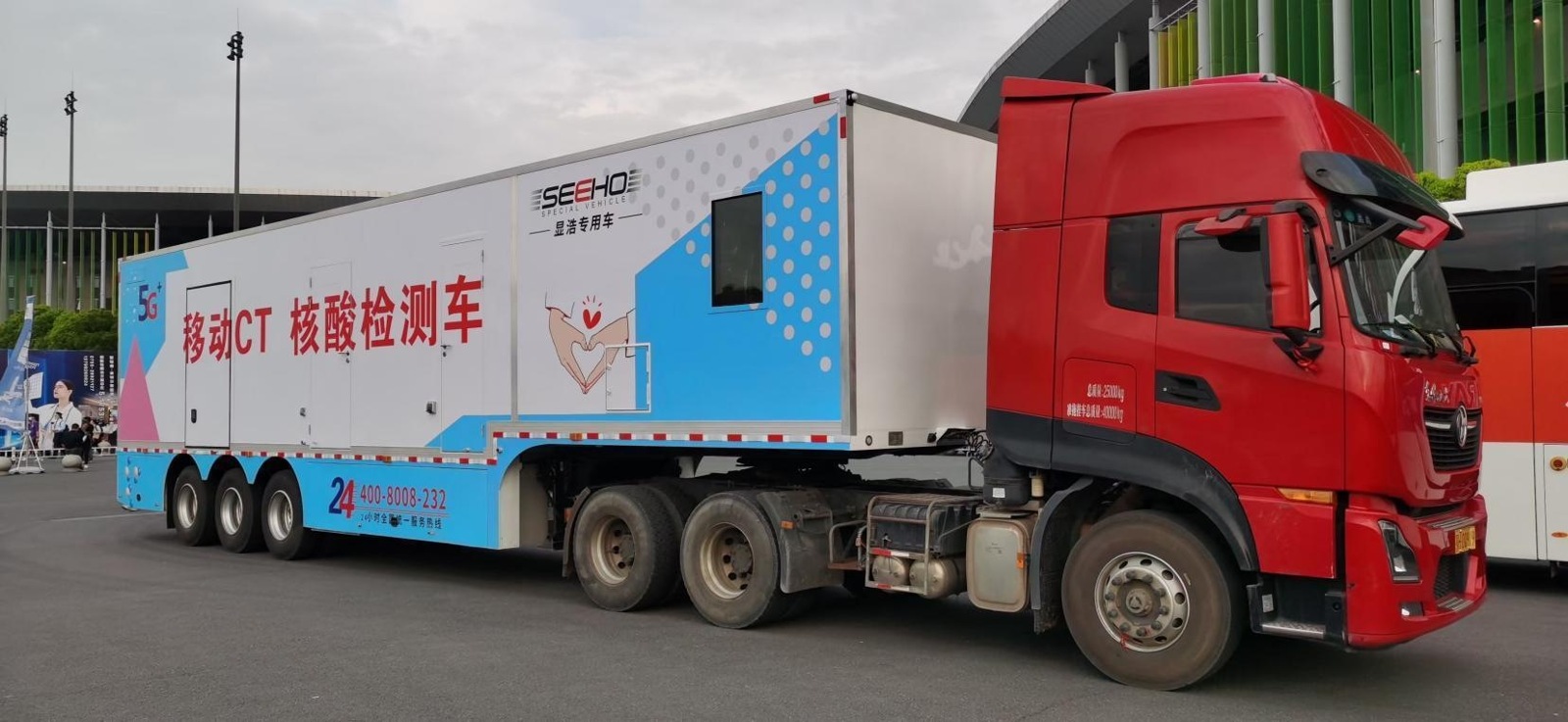 CT & Rapid Testing Semi-trailer — Portfolio photograph