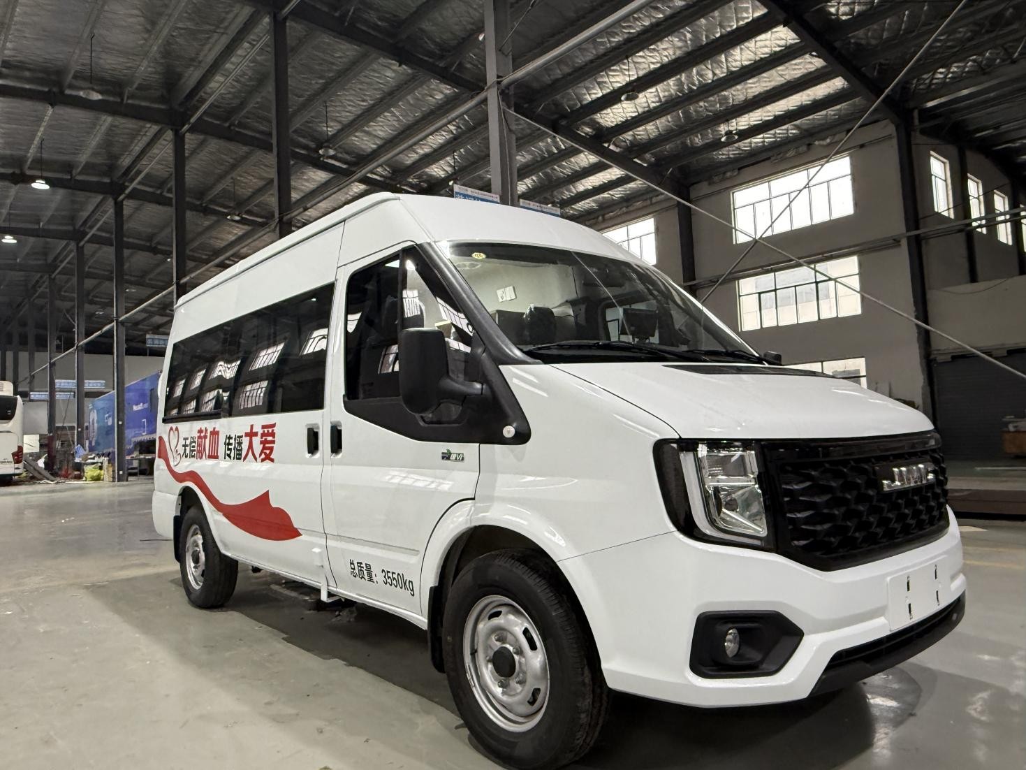 6 m Blood Collection Vehicle delivery for Xinyu Central Blood Station